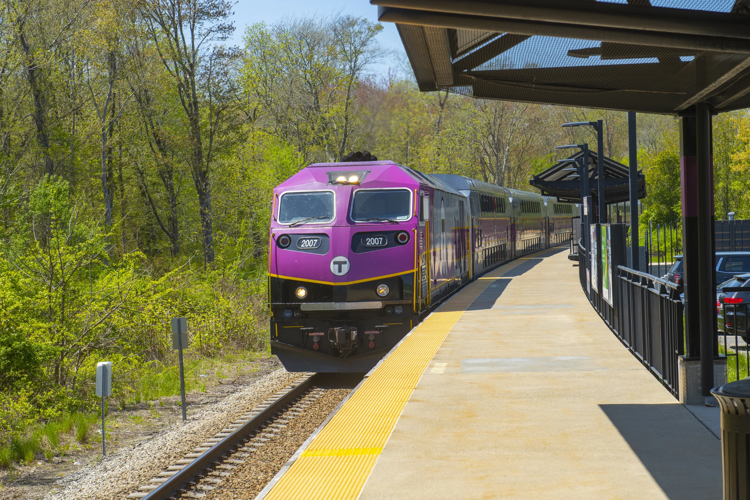 MBTA commuter rail and connectivity