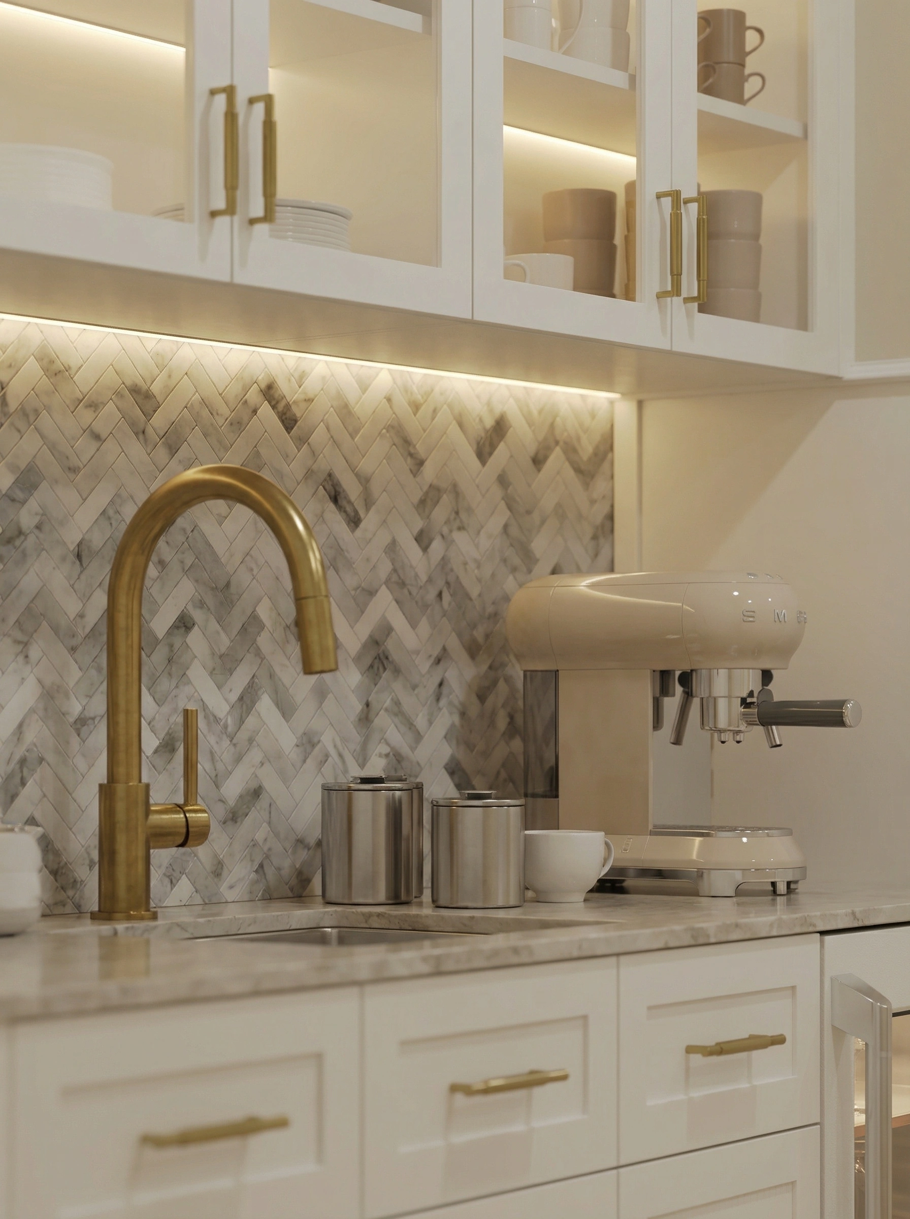 63 West residence gallery image 10